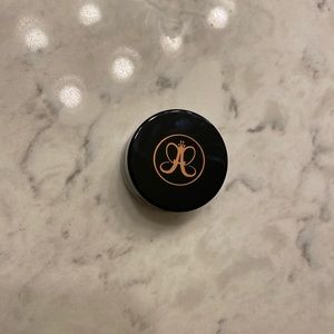 Anastasia Beverly Hills Dipbrow
